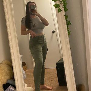 American Eagle Skinny Cargo Pants